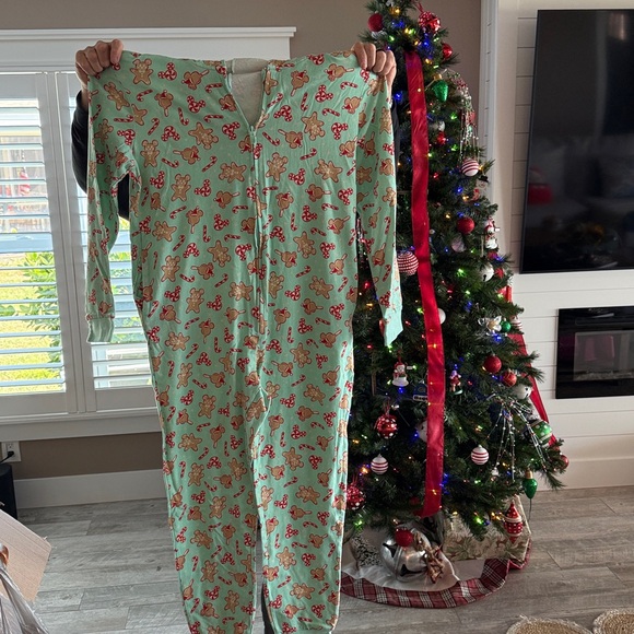 Mickey Mouse Gingerbread Holiday Onesie Pajama size Large - Picture 1 of 6